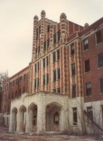 The Exterior of Waverly Hills Sanatorium